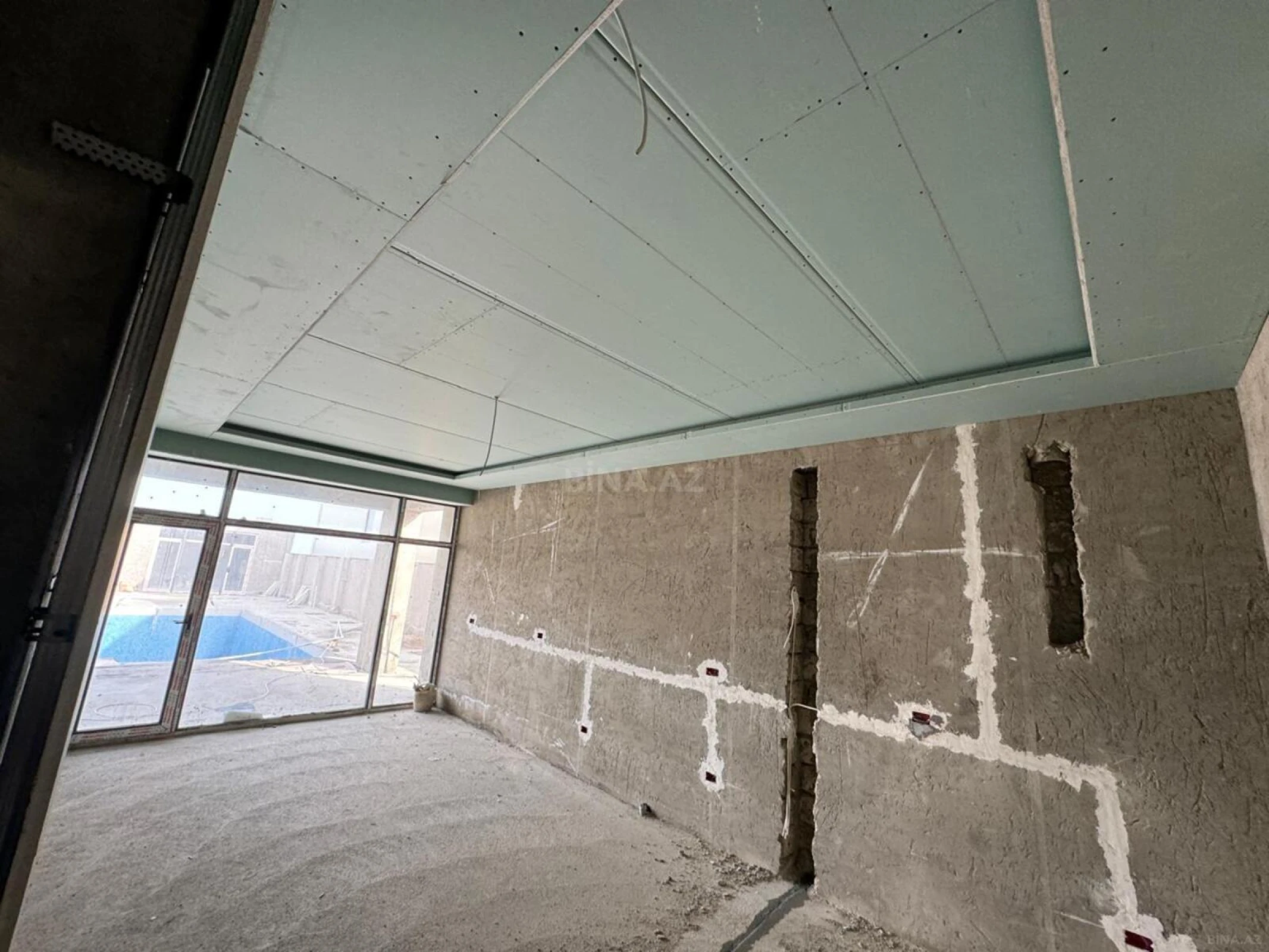 Satılır 7 otaqlı həyət evi 500 m²