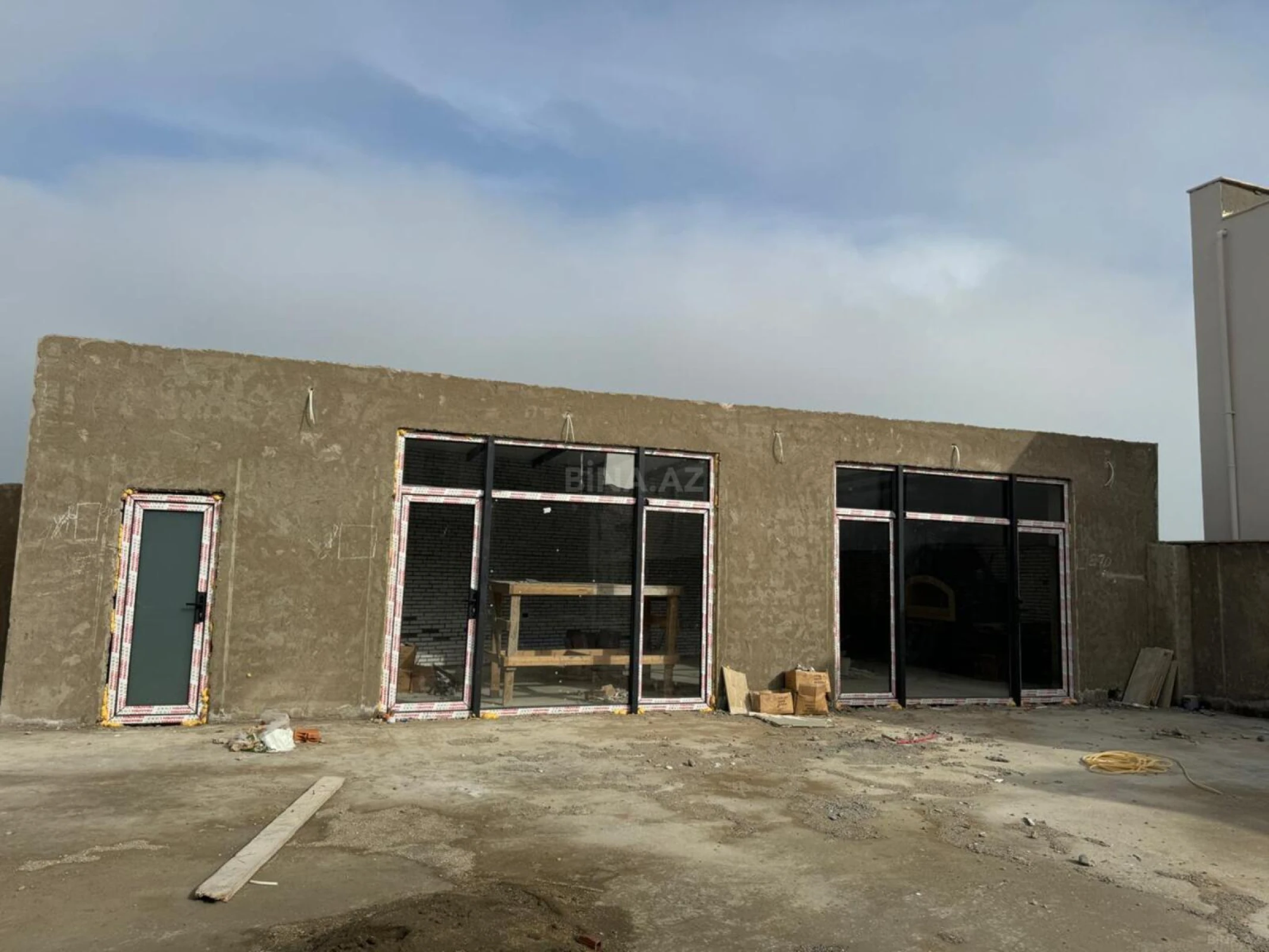 Satılır 7 otaqlı həyət evi 500 m²