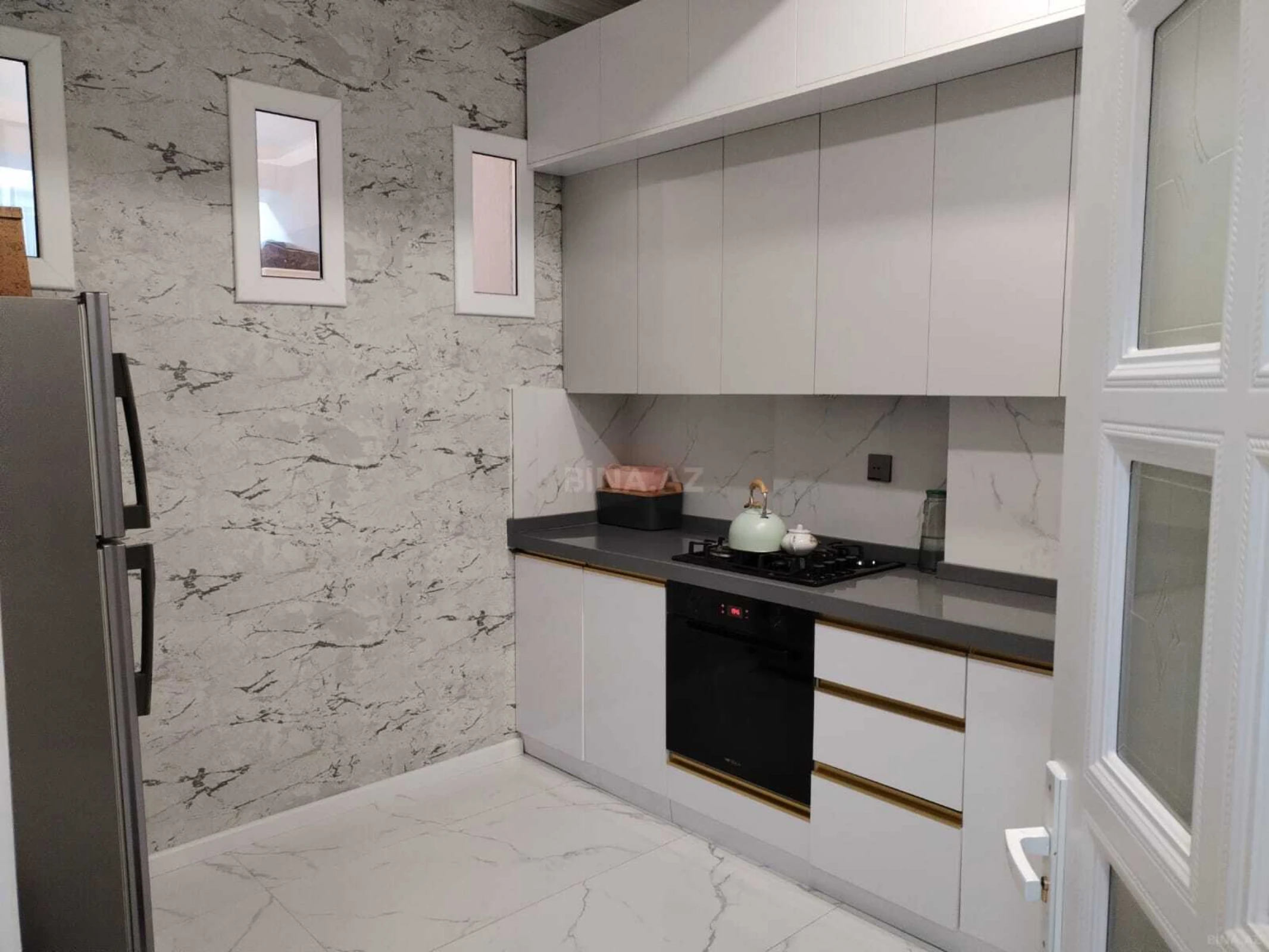 Satılır 2 otaqlı mənzil 57 m²