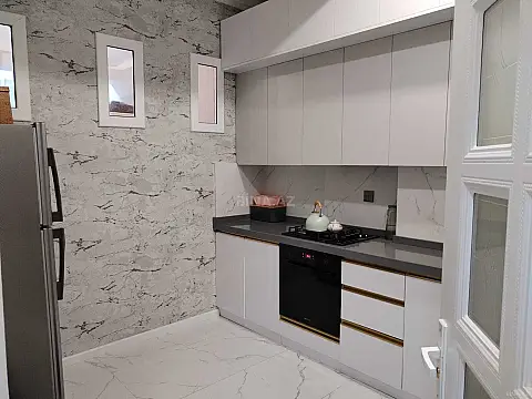 Satılır 2 otaqlı mənzil 57 m²