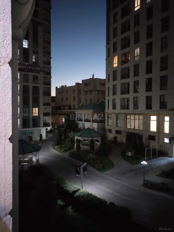 Satılır 2 otaqlı mənzil 57 m²