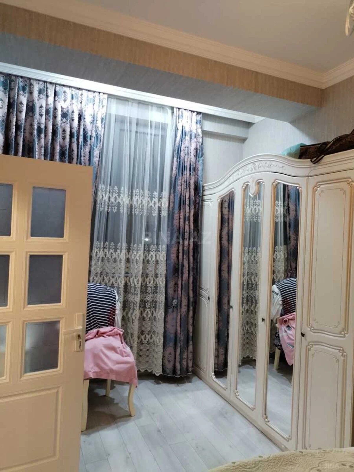 Satılır 2 otaqlı mənzil 57 m²