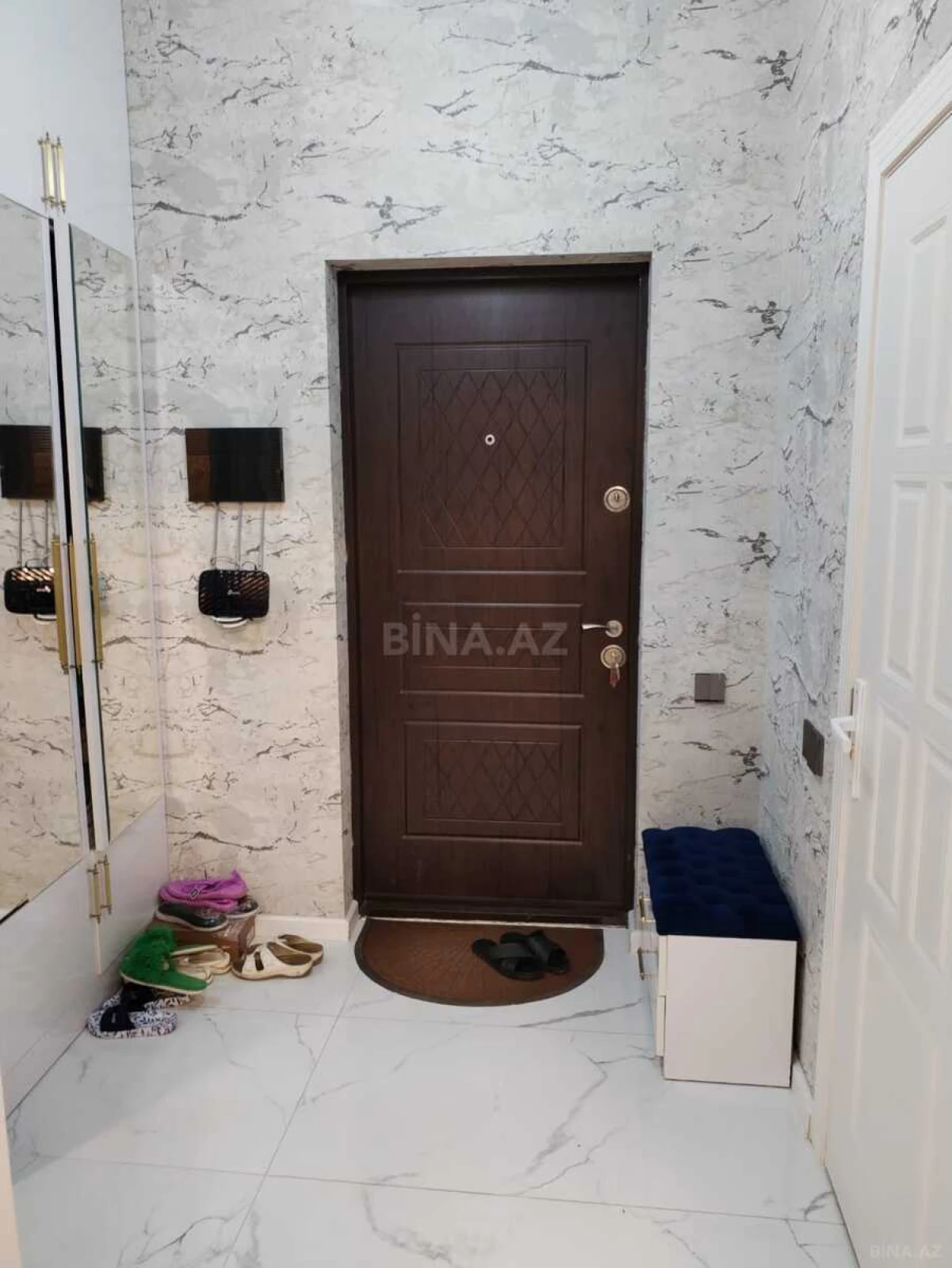 Satılır 2 otaqlı mənzil 57 m²
