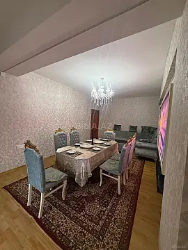 Satılır 3 otaqlı mənzil 105 m²