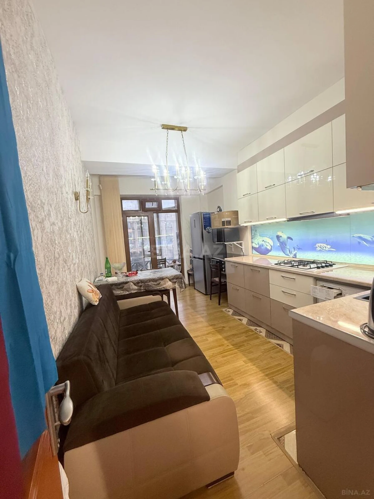 Satılır 3 otaqlı mənzil 105 m²