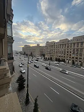 Satılır 3 otaqlı mənzil 105 m²