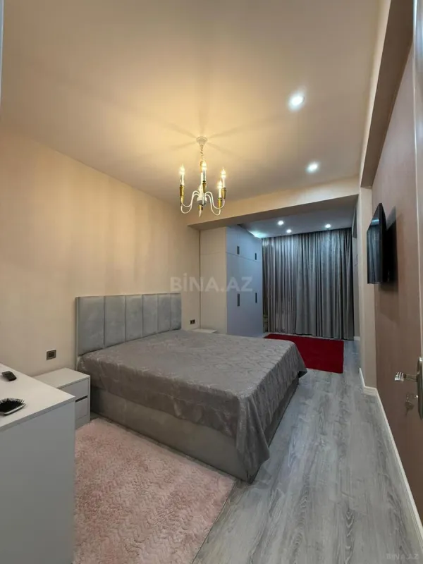 Satılır 2 otaqlı mənzil 72 m²