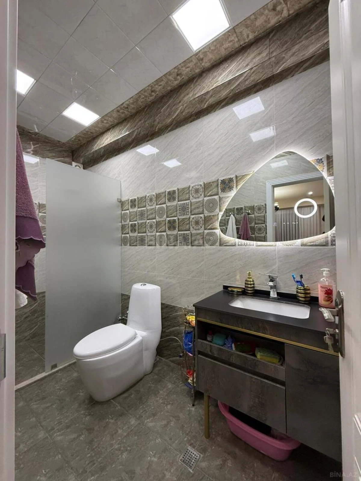 Satılır 2 otaqlı mənzil 72 m²