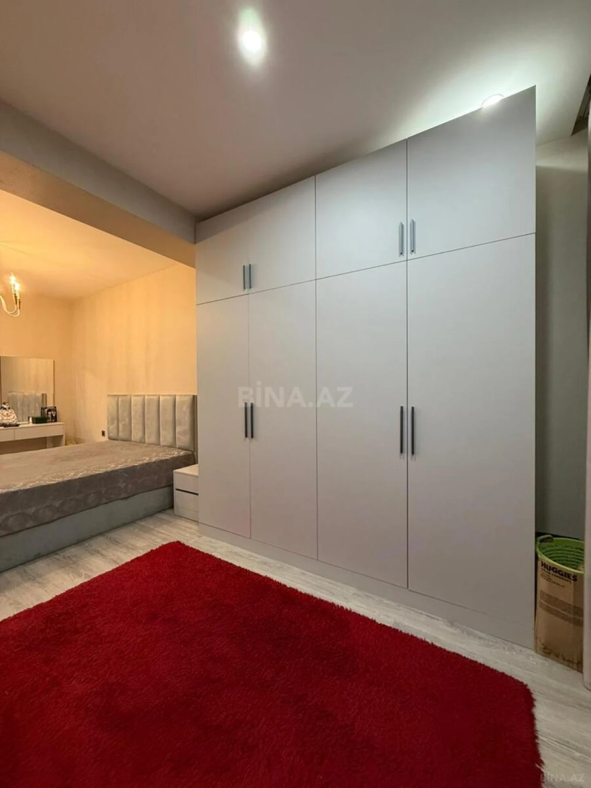 Satılır 2 otaqlı mənzil 72 m²