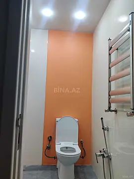 Satılır 4 otaqlı mənzil 139 m²