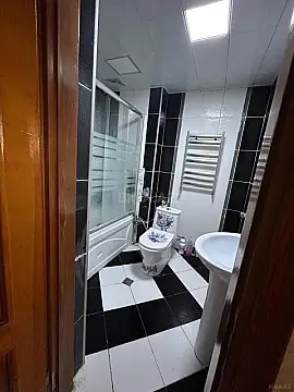 Satılır 3 otaqlı mənzil 100 m²