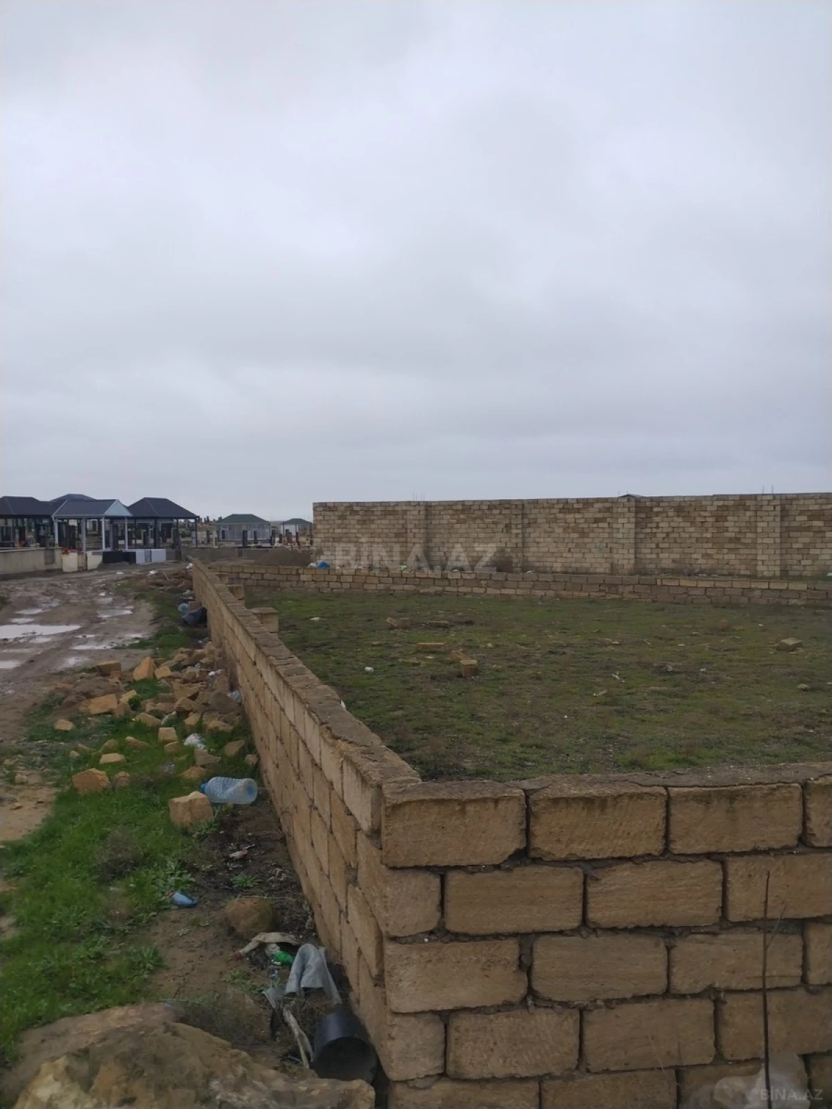 Satılır torpaq sahəsi 2 m²