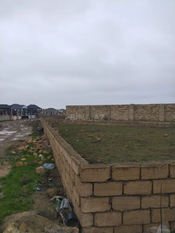 Satılır torpaq sahəsi 2 m²