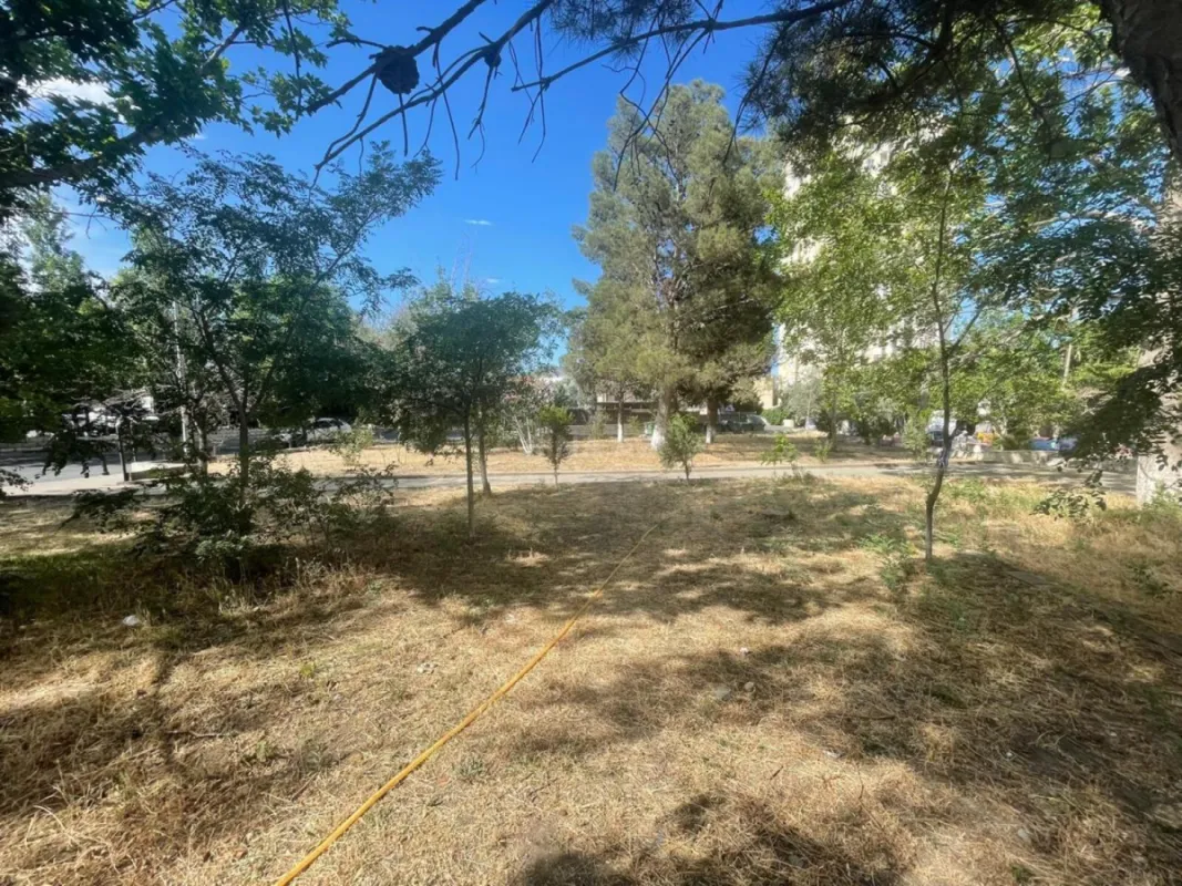 Satılır torpaq sahəsi 8 m²