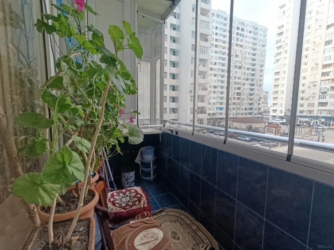 Satılır 1 otaqlı mənzil 60 m²