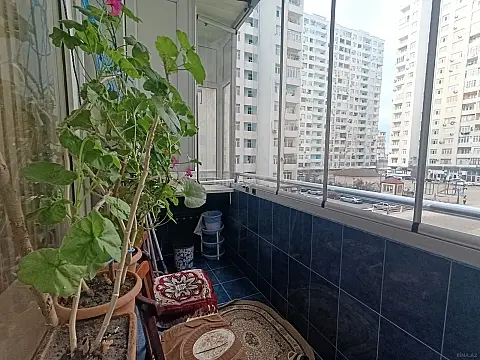 Satılır 1 otaqlı mənzil 60 m²