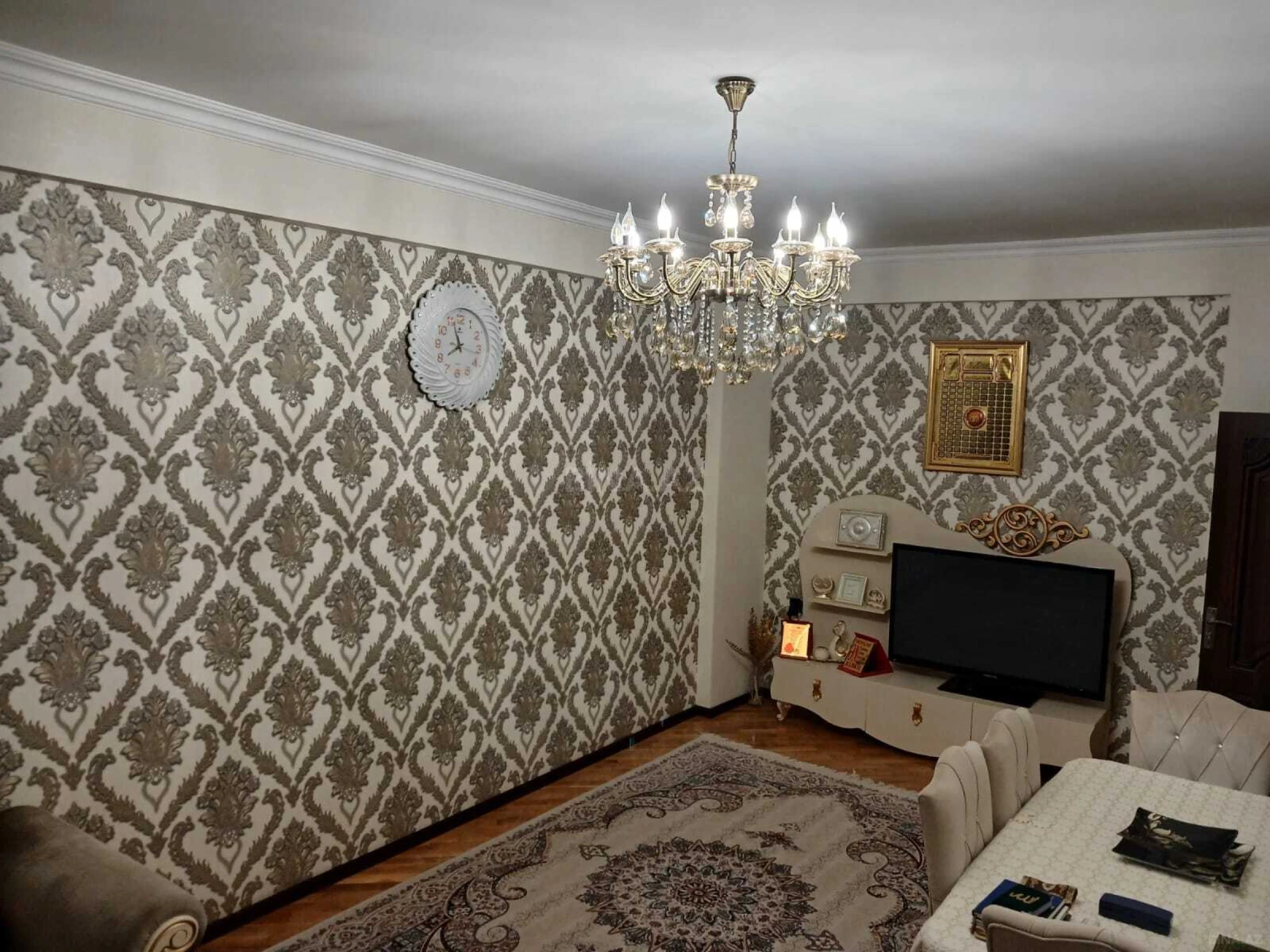Satılır 2 otaqlı mənzil 78 m²