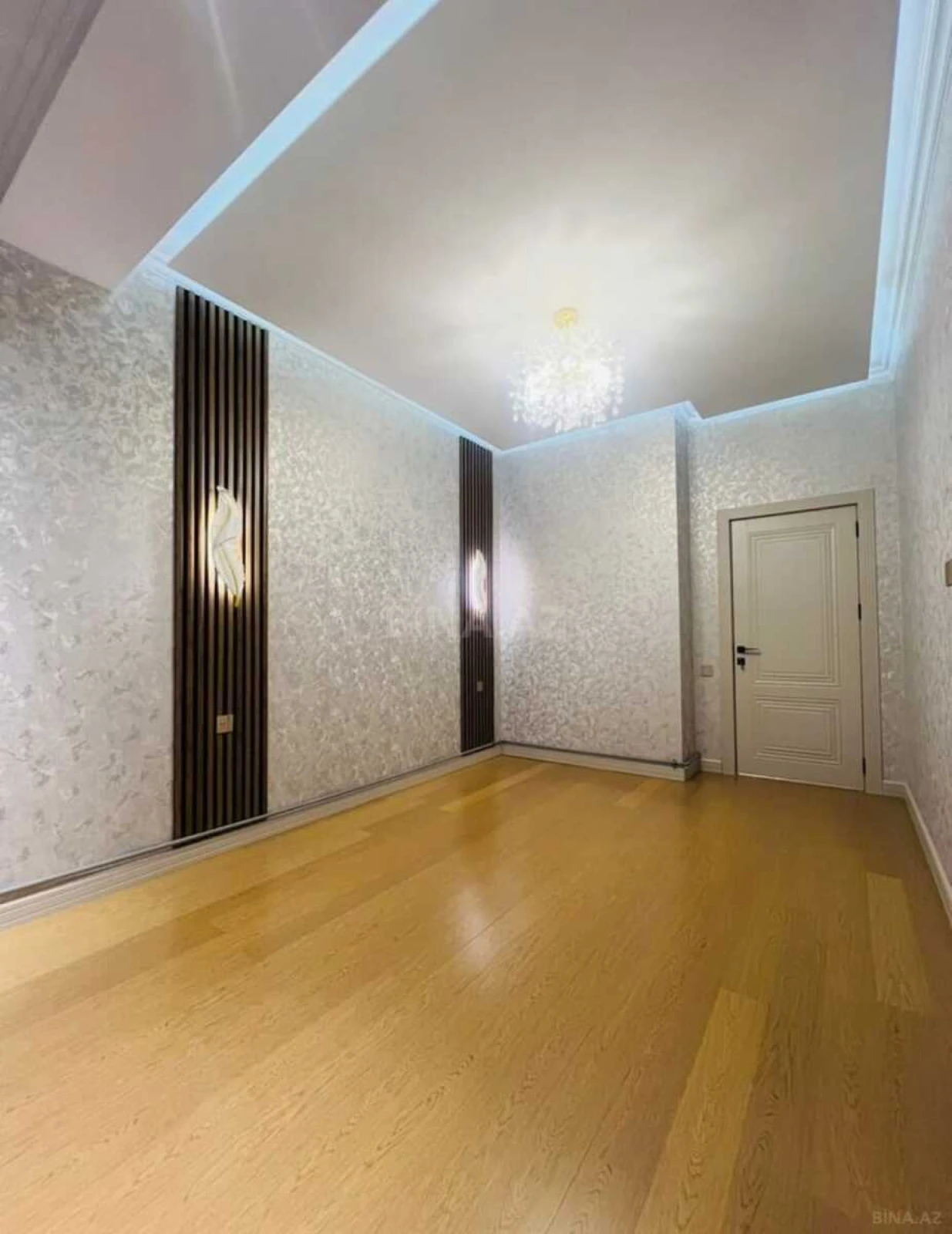 Satılır 3 otaqlı mənzil 76 m²