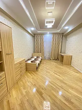 Kirayə verilir 3 otaqlı mənzil 156 m²