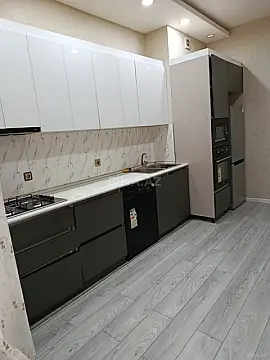 Kirayə verilir 3 otaqlı mənzil 110 m²