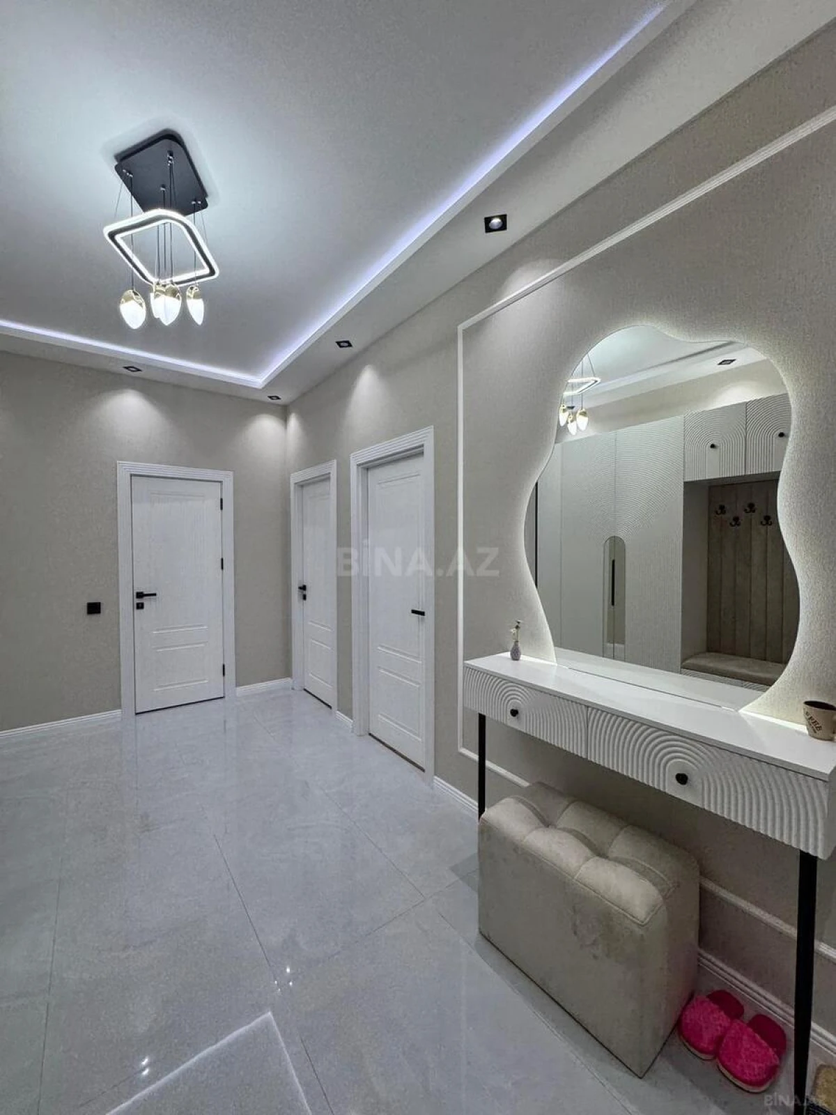 Satılır 3 otaqlı mənzil 88 m²