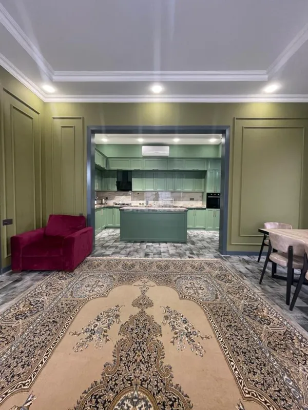 Kirayə verilir 5 otaqlı həyət evi 220 m²