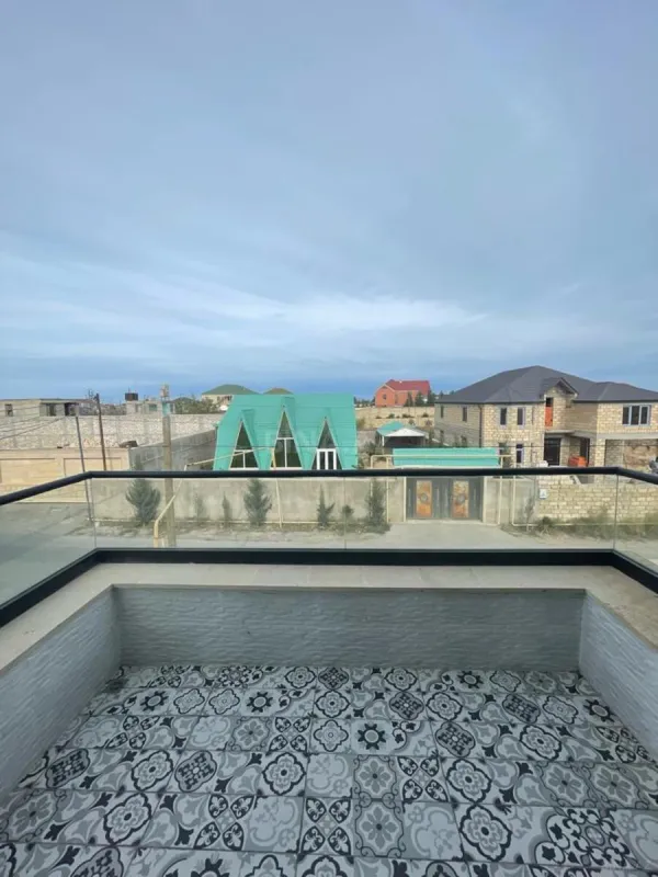 Kirayə verilir 5 otaqlı həyət evi 220 m²