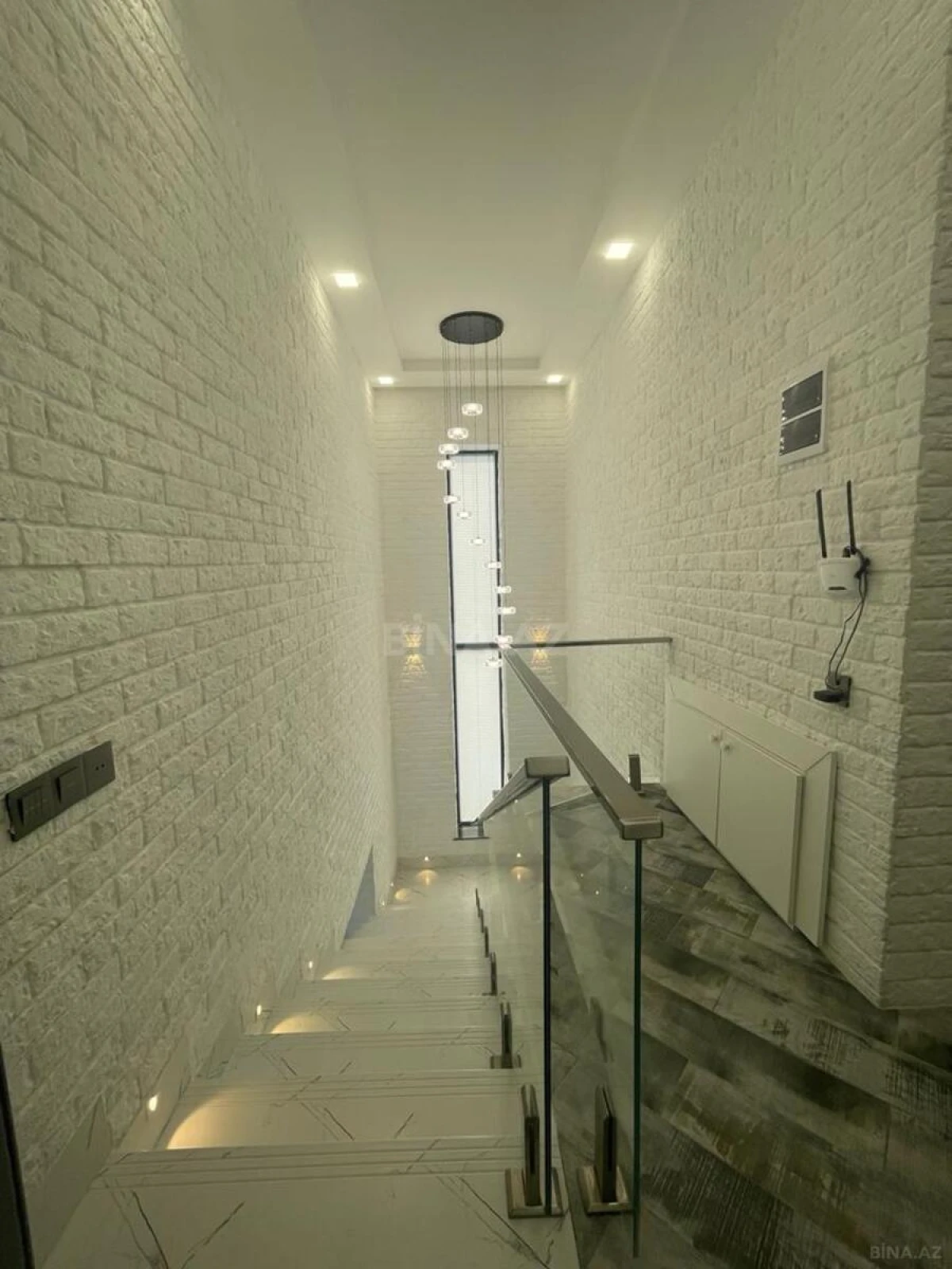 Kirayə verilir 5 otaqlı həyət evi 220 m²