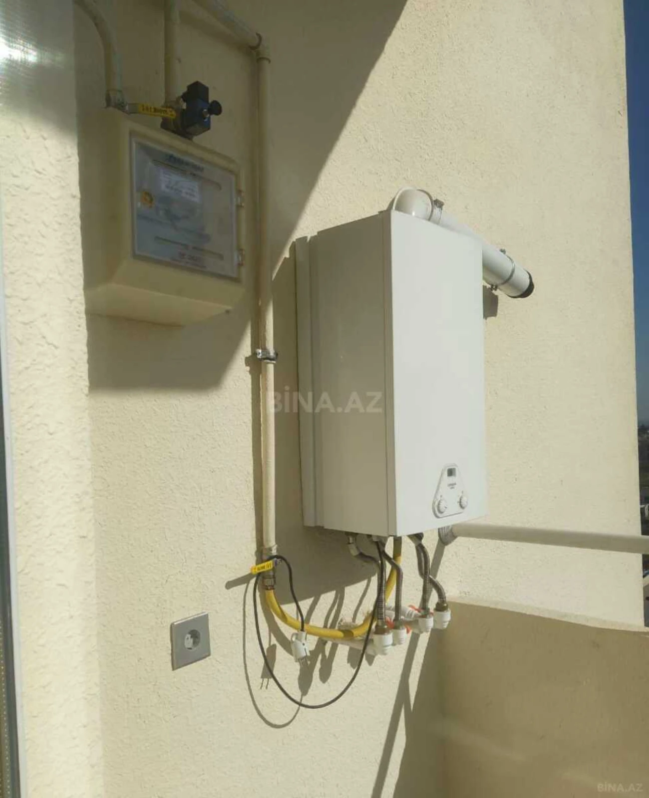 Satılır 2 otaqlı mənzil 90 m²