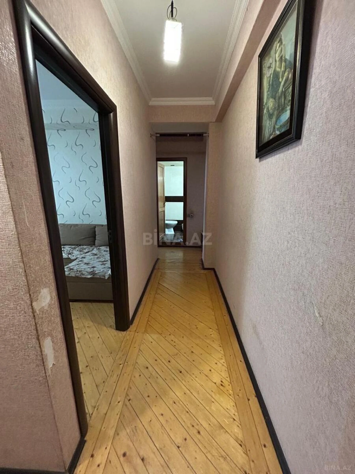 Satılır 2 otaqlı mənzil 68 m²