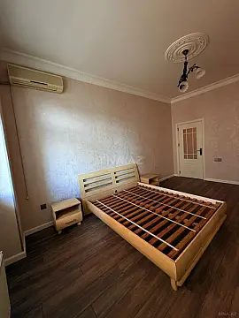 Satılır 3 otaqlı mənzil 120 m²