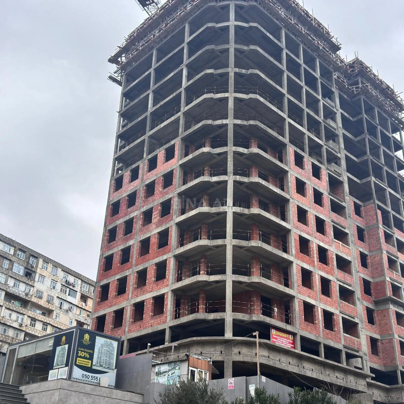 Satılır 1 otaqlı mənzil 60 m²