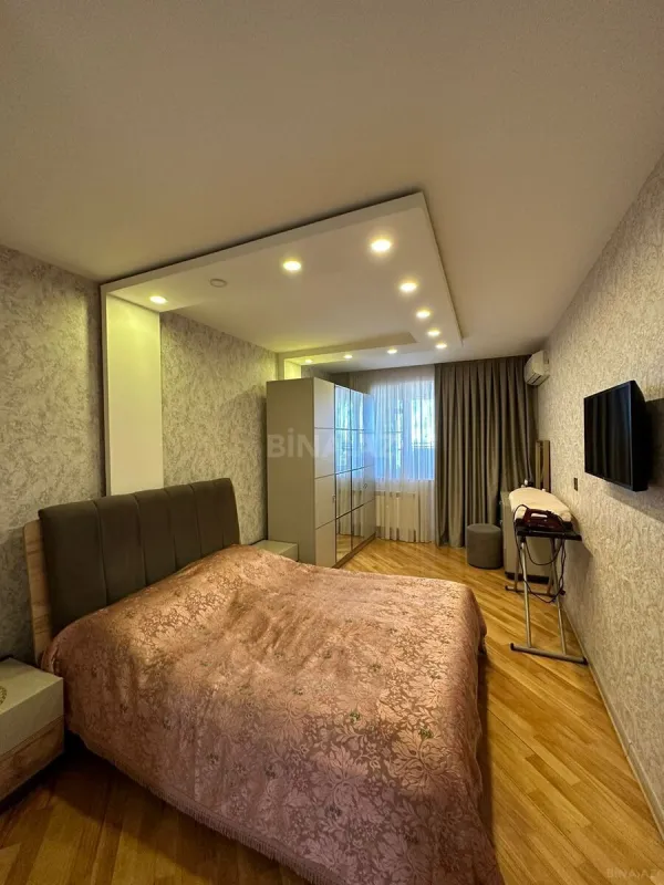 Satılır 3 otaqlı mənzil 101 m²