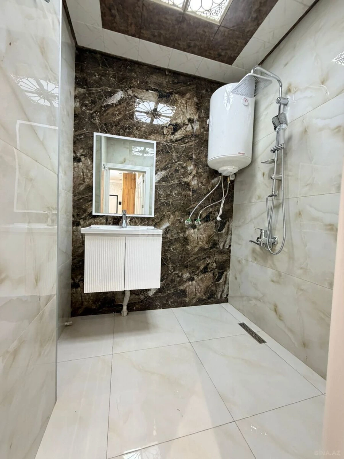 Satılır 3 otaqlı mənzil 70 m²