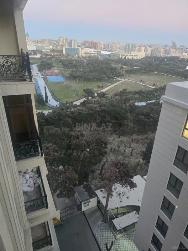 Kirayə verilir 3 otaqlı mənzil 117 m²