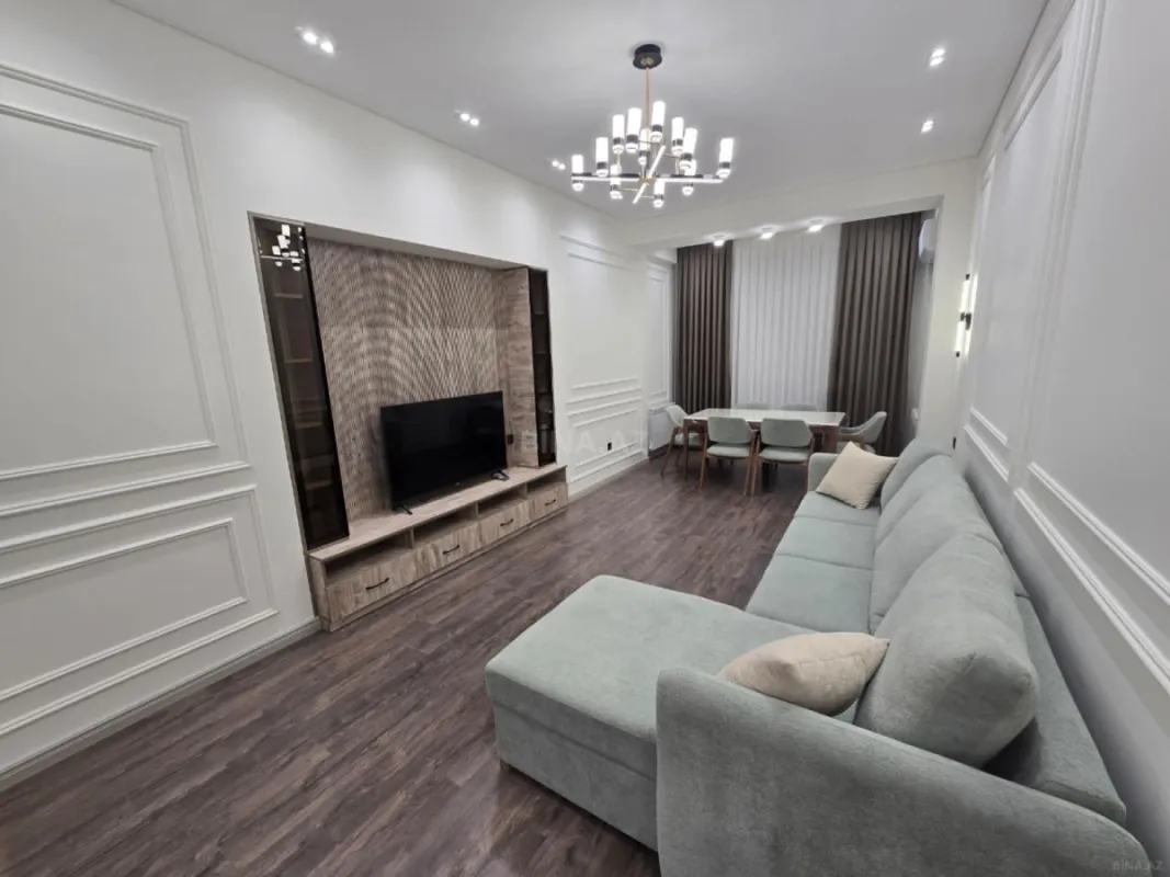 Kirayə verilir 3 otaqlı mənzil 117 m²