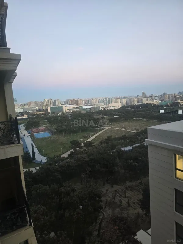 Kirayə verilir 3 otaqlı mənzil 117 m²