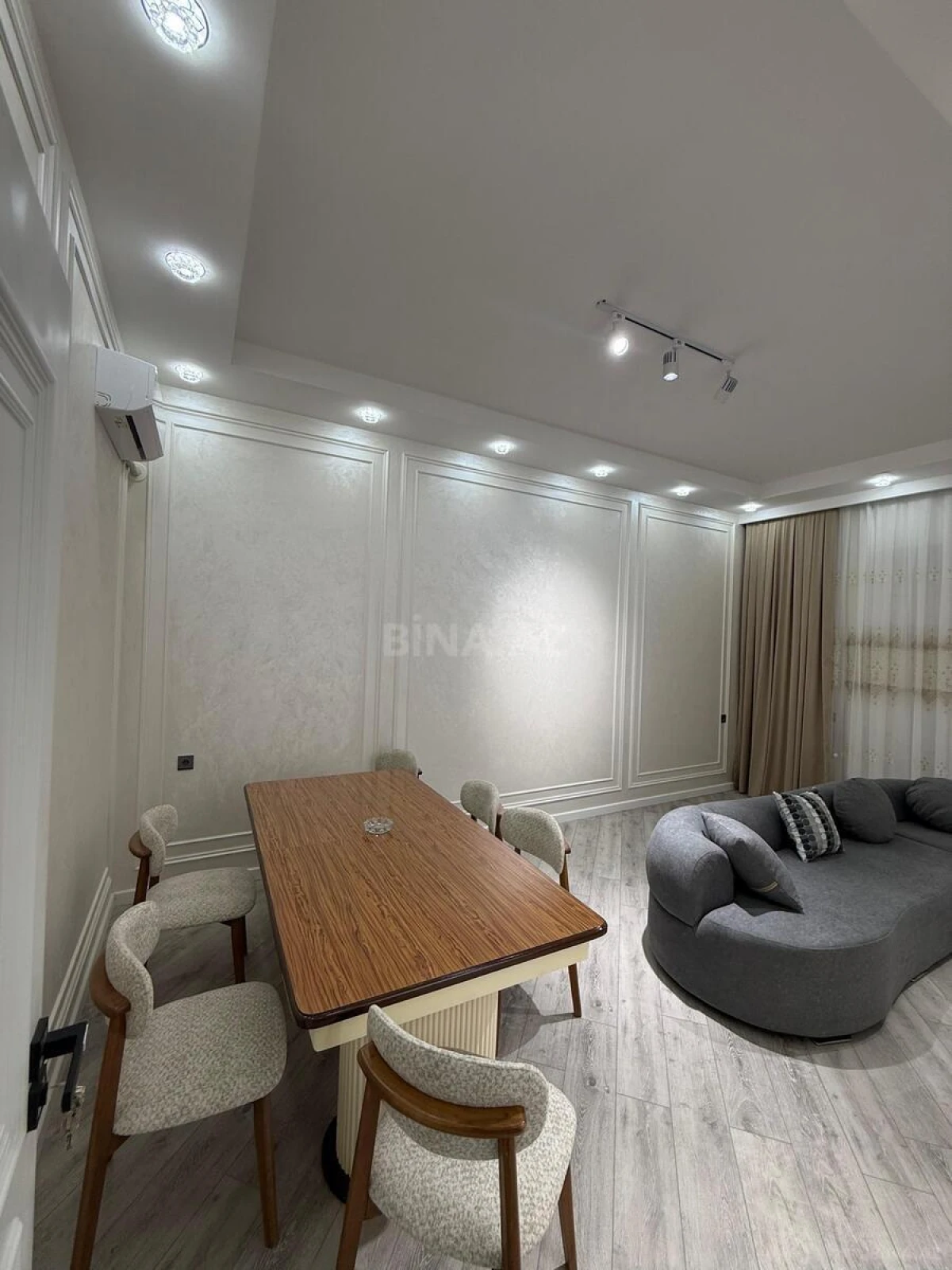 Kirayə verilir 5 otaqlı həyət evi 360 m²