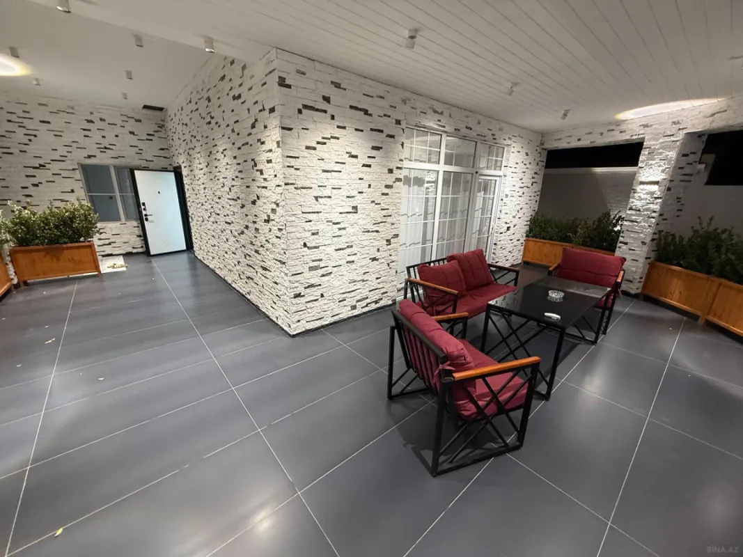 Kirayə verilir 5 otaqlı həyət evi 360 m²