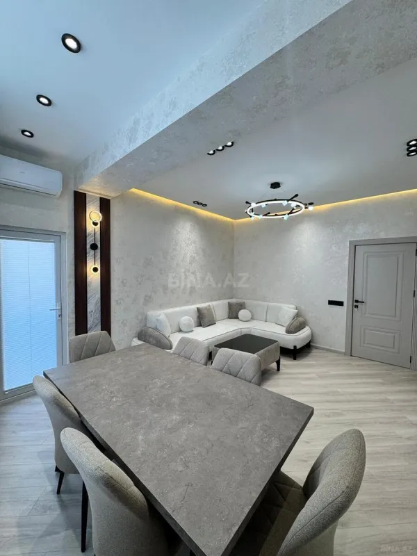 Satılır 2 otaqlı mənzil 80 m²