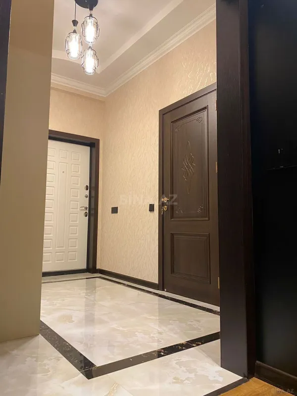 Kirayə verilir 2 otaqlı mənzil 60 m²