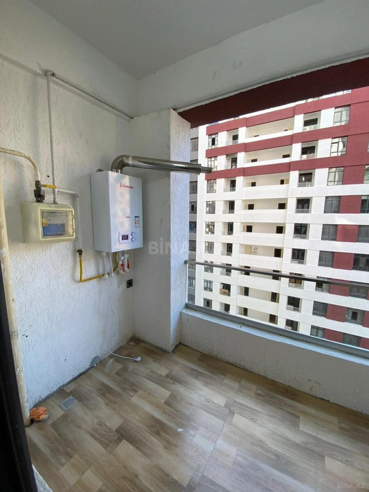 Satılır 3 otaqlı mənzil 64.4 m²