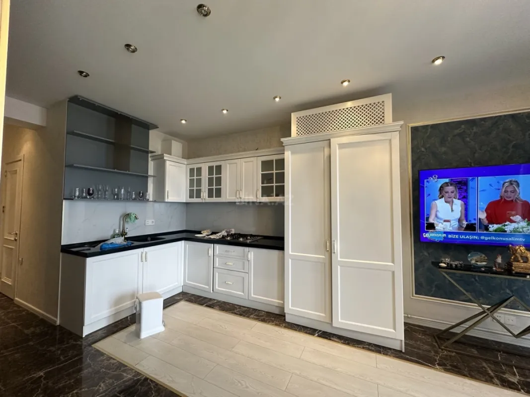 Kirayə verilir 2 otaqlı mənzil 65 m²