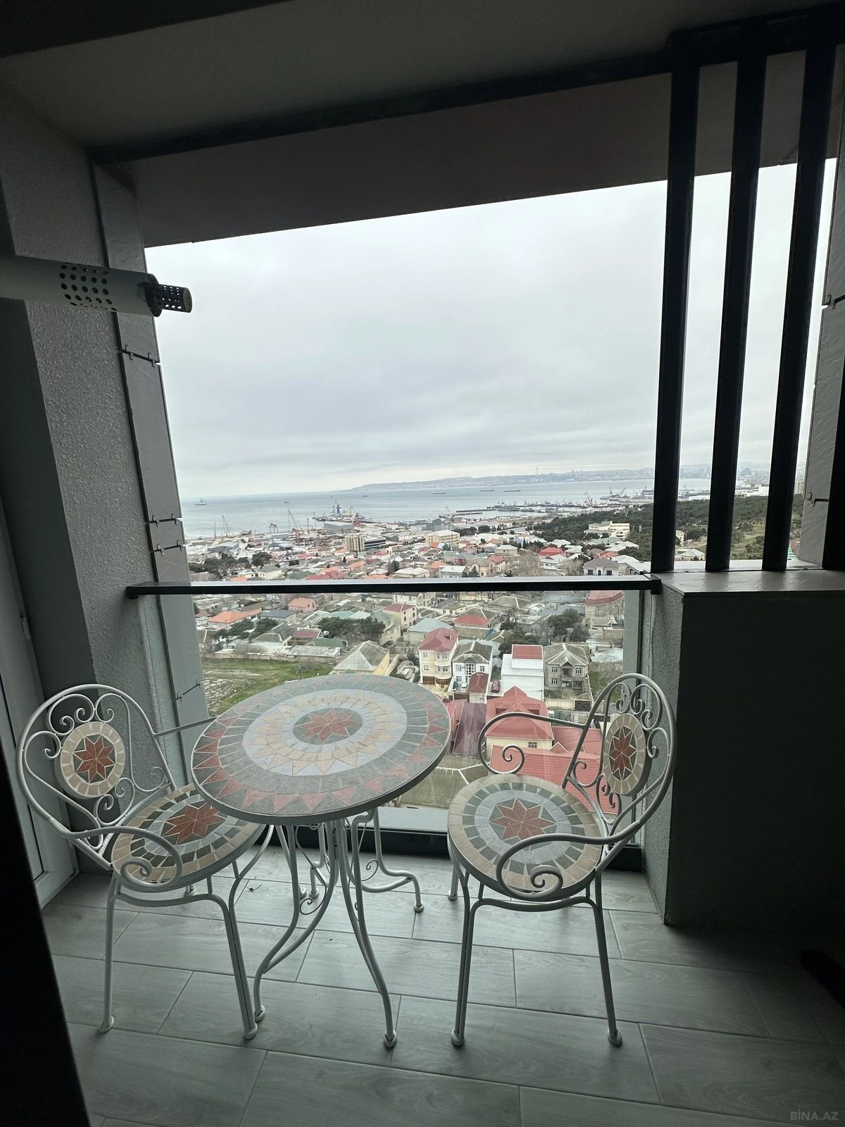 Kirayə verilir 2 otaqlı mənzil 65 m²