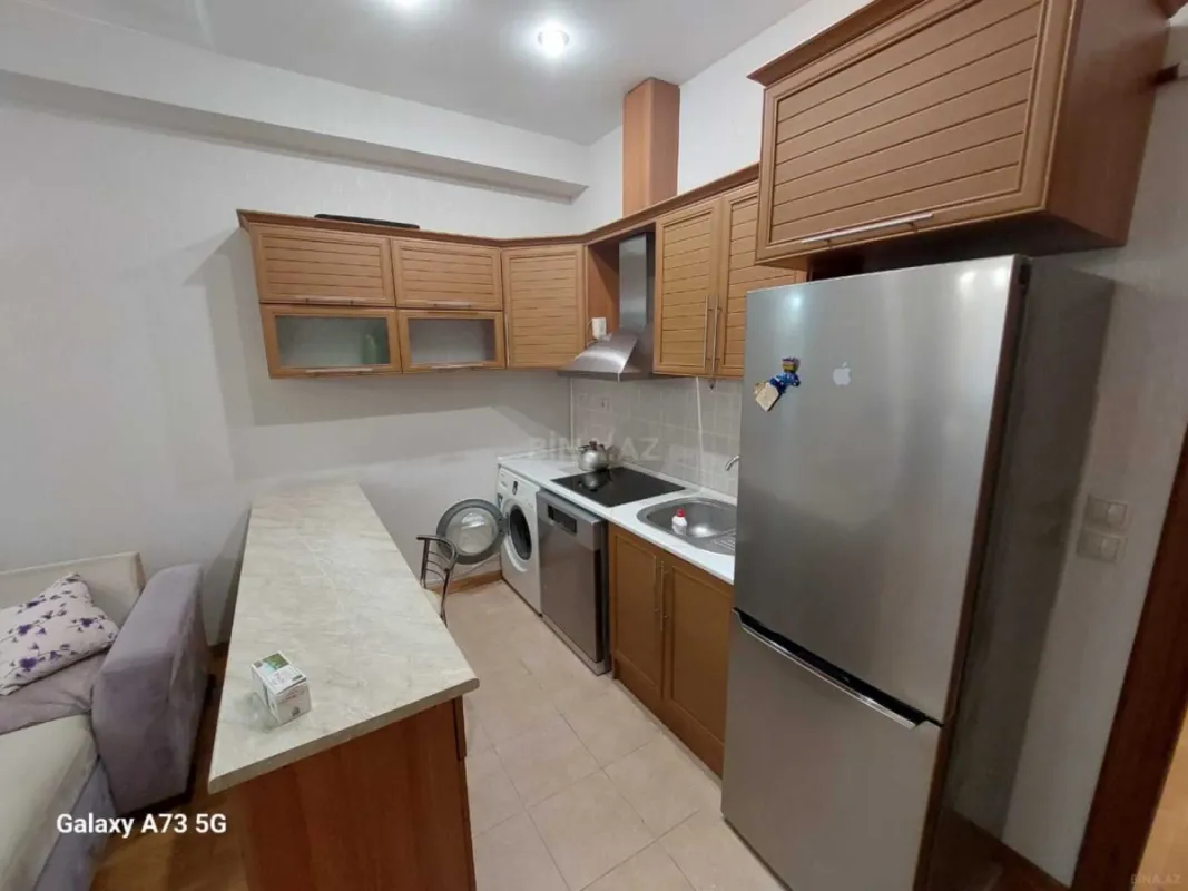 Kirayə verilir 2 otaqlı mənzil 60 m²