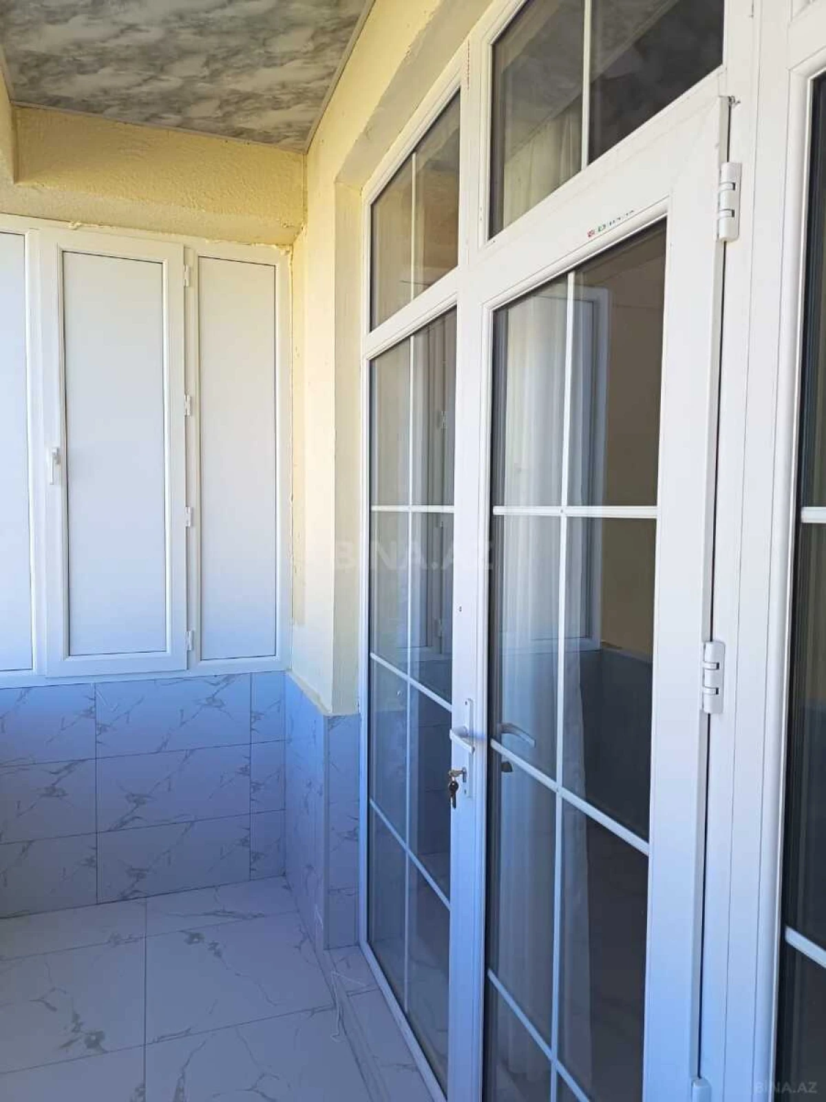 Satılır 3 otaqlı mənzil 95 m²