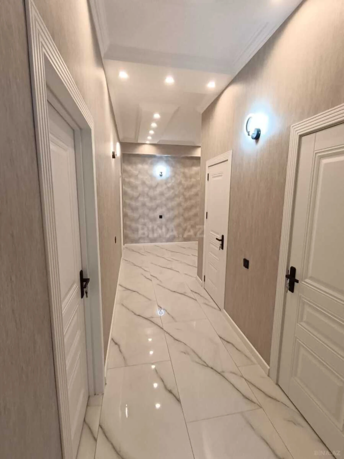 Satılır 3 otaqlı mənzil 95 m²