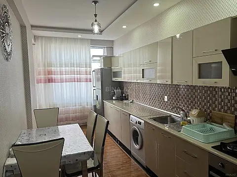 Satılır 3 otaqlı mənzil 105 m²