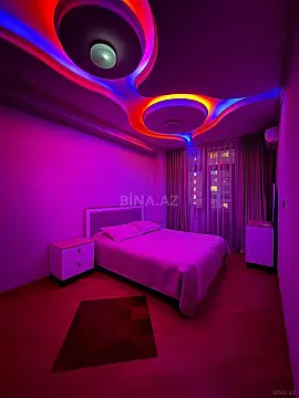 Kirayə verilir 3 otaqlı mənzil 118 m²