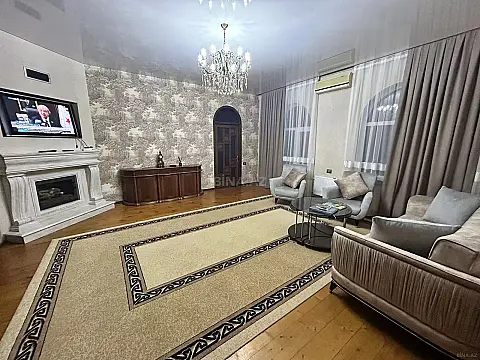 Kirayə verilir 6 otaqlı həyət evi 300 m²